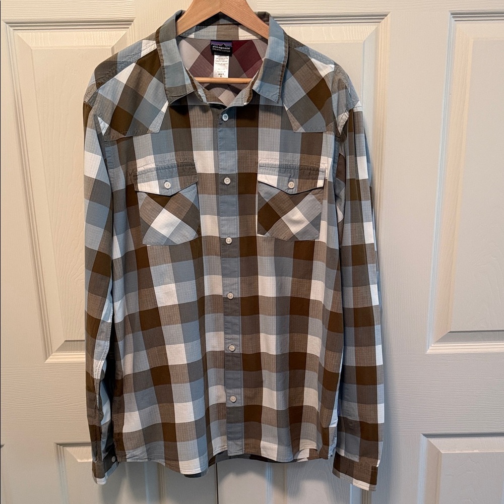 Men's Patagonia 100% Organic Cotton Long Sleeved Button Up Collared Shirt XL